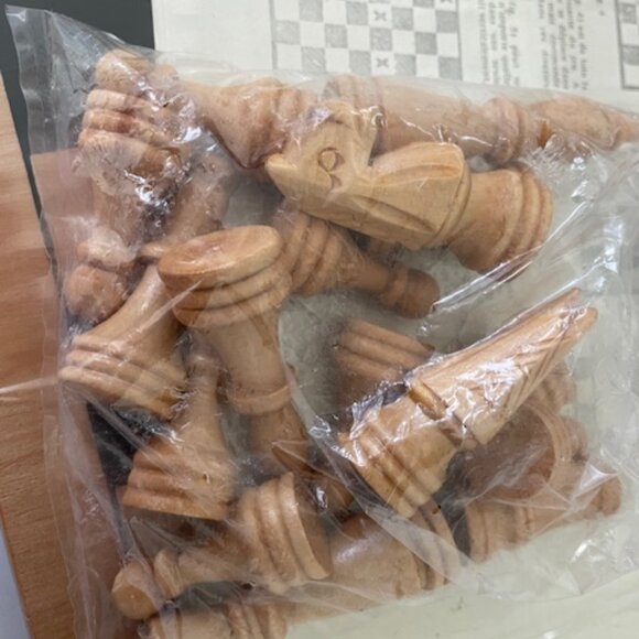 Original Regal Games Reversible Wooden Board (Chess/Checkers/Backgammon) – NEW - Picture 4 of 6